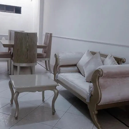 Descubre Cali Desde Este Acogedor Apartamento Ubicacion Central Y Privacidad Garantizada